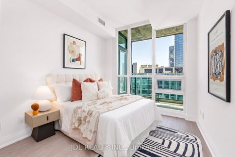 Photo 8 at 4006 - 16 Harbour Street, Waterfront Communities C1, Toronto