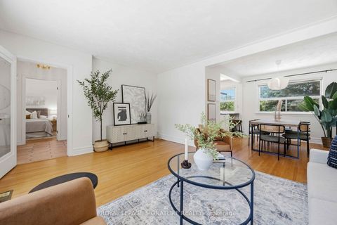 Photo 6 at 37 Ivorwood Crescent, Maryvale, Toronto