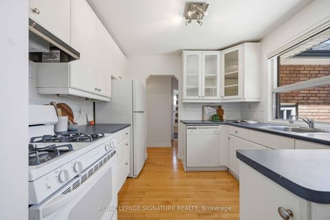 Photo 14 at 37 Ivorwood Crescent, Maryvale, Toronto