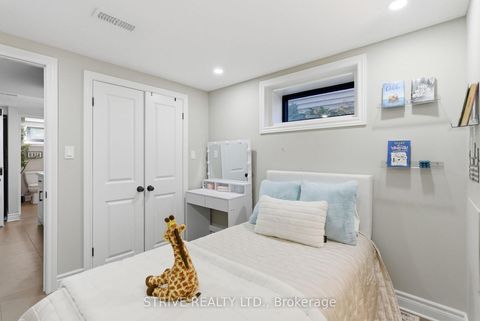 Photo 42 at 107 Cromwell Avenue, Vanier, Oshawa