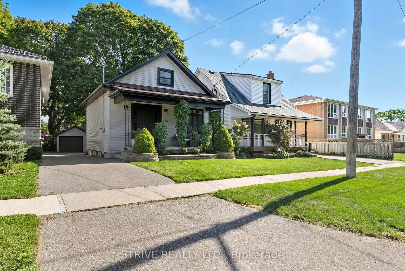 107 Cromwell Avenue, Vanier, Oshawa 