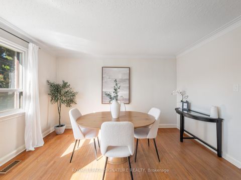 Photo 8 at 27 Dalecliff Crescent, Maryvale, Toronto