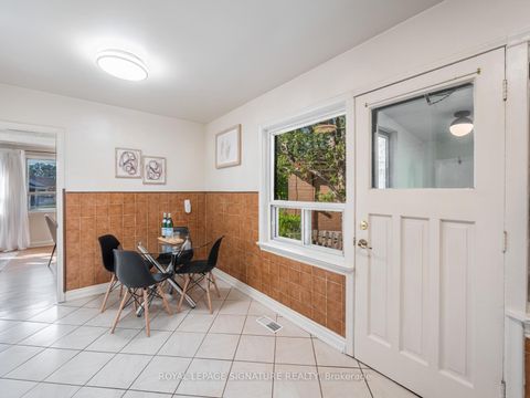 Photo 12 at 27 Dalecliff Crescent, Maryvale, Toronto