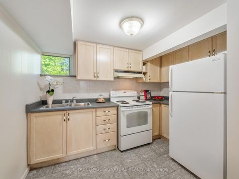 Photo 30 at 27 Dalecliff Crescent, Maryvale, Toronto