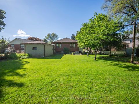 Photo 36 at 27 Dalecliff Crescent, Maryvale, Toronto