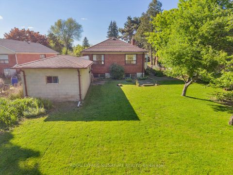Photo 38 at 27 Dalecliff Crescent, Maryvale, Toronto