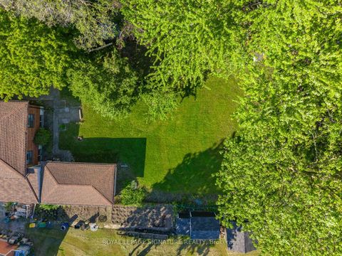 Photo 39 at 27 Dalecliff Crescent, Maryvale, Toronto