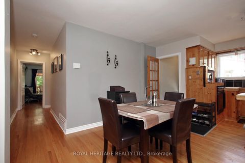 Photo 11 at 27 Medway Crescent, Bendale, Toronto
