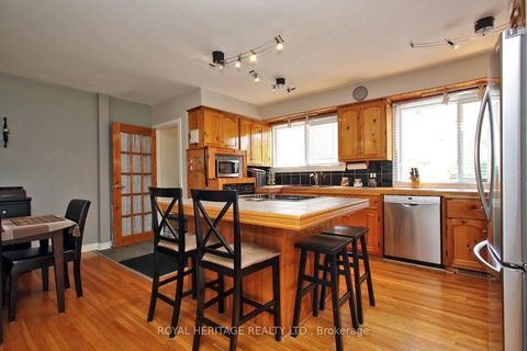 Photo 14 at 27 Medway Crescent, Bendale, Toronto