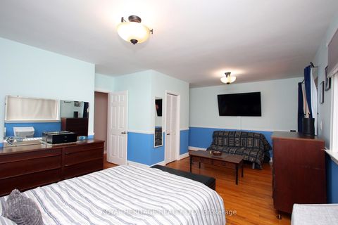 Photo 16 at 27 Medway Crescent, Bendale, Toronto