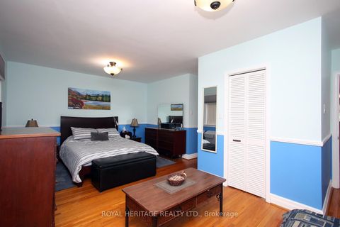 Photo 18 at 27 Medway Crescent, Bendale, Toronto