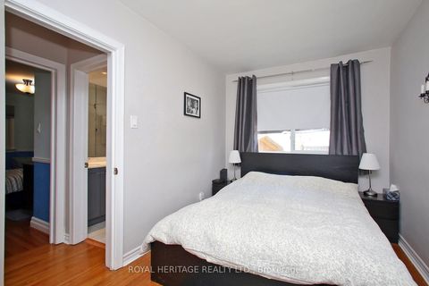 Photo 19 at 27 Medway Crescent, Bendale, Toronto