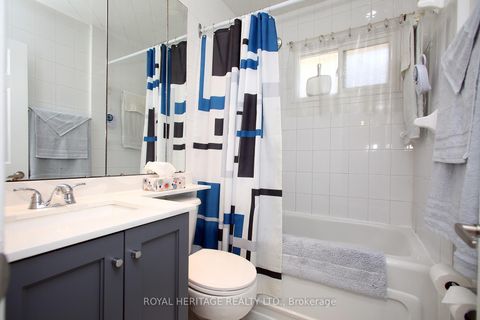 Photo 20 at 27 Medway Crescent, Bendale, Toronto