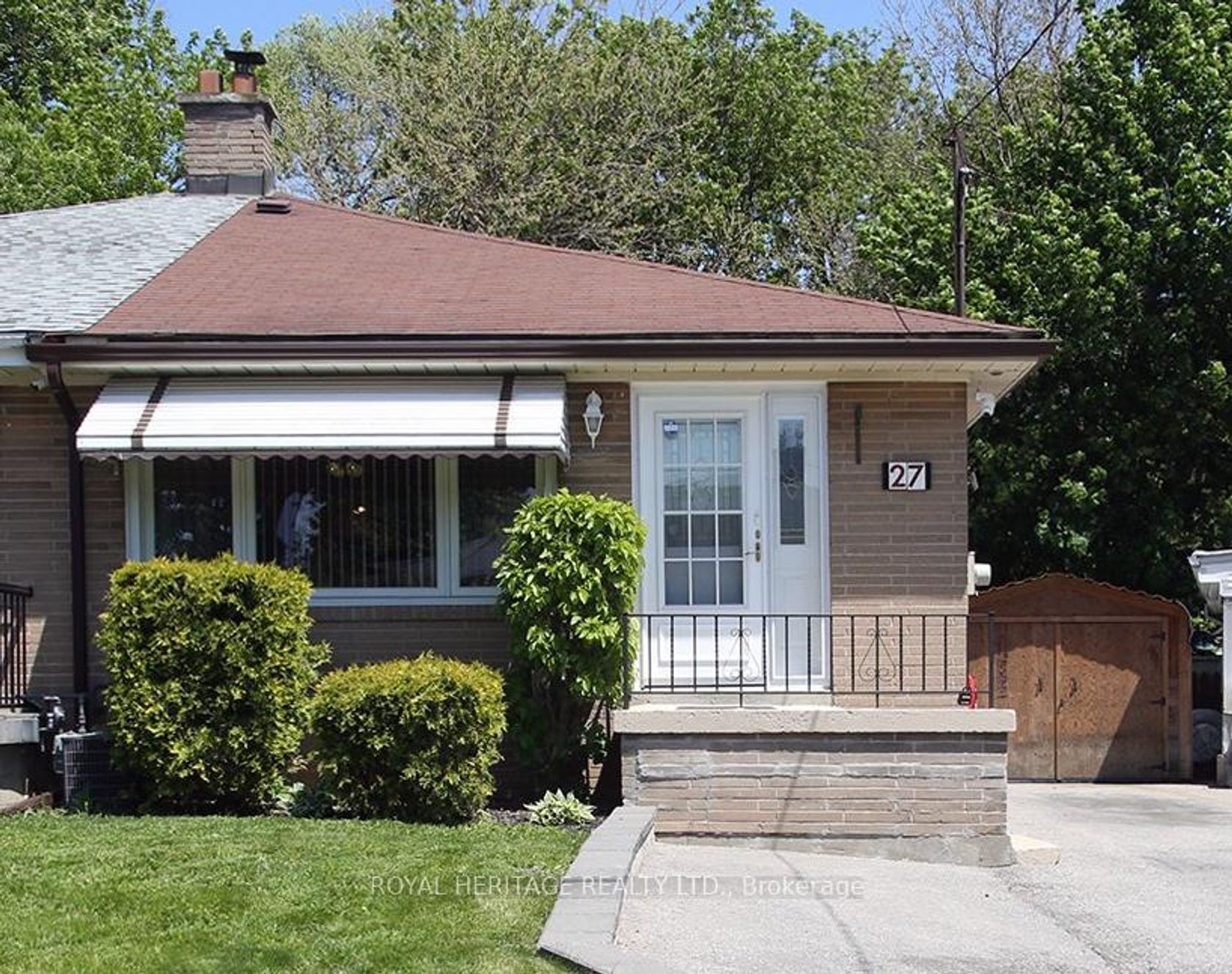 27 Medway Crescent, Bendale, Toronto 