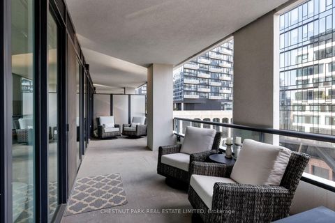 Photo 15 at 907 - 455 Wellington Street W, Waterfront Communities C1, Toronto