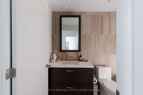 Photo 18 at 907 - 455 Wellington Street W, Waterfront Communities C1, Toronto