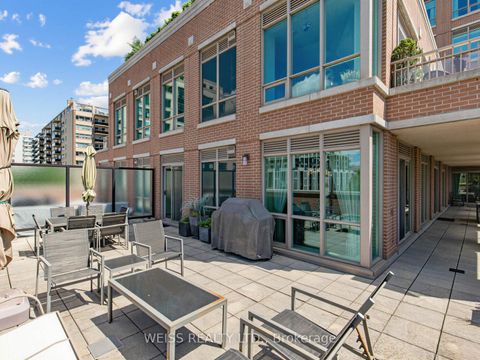 Photo 5 at 506 - 155 St Clair Avenue W, Casa Loma, Toronto