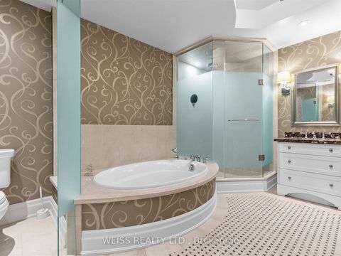 Photo 27 at 506 - 155 St Clair Avenue W, Casa Loma, Toronto