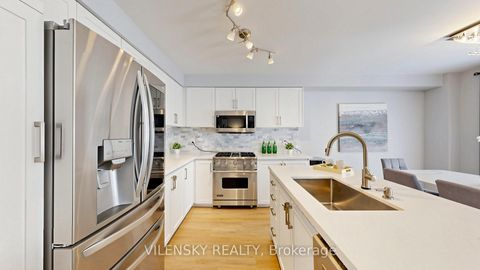 Photo 4 at 96 Sawmill Valley Drive, Summerhill Estates, Newmarket