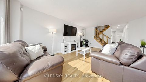 Photo 9 at 96 Sawmill Valley Drive, Summerhill Estates, Newmarket