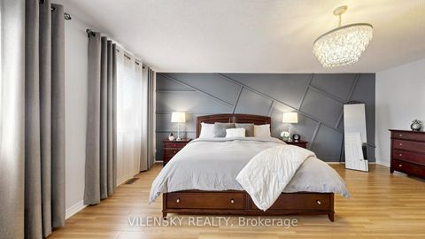 Photo 16 at 96 Sawmill Valley Drive, Summerhill Estates, Newmarket