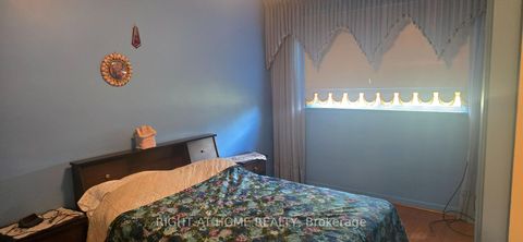 Photo 9 at 7 Daystrom Drive, Humbermede, Toronto