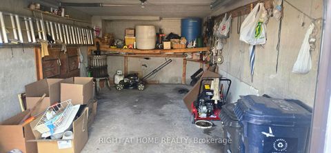 Photo 16 at 7 Daystrom Drive, Humbermede, Toronto