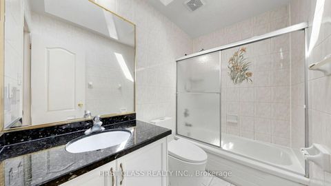 Photo 24 at 17 Cross Hill Road, L'Amoreaux, Toronto