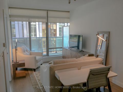 Photo 6 at 603 - 18 Yorkville Avenue, Annex, Toronto