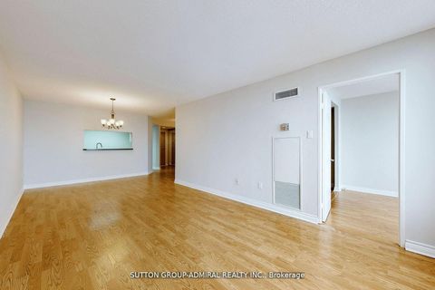 Photo 6 at 1107 - 7601 Bathurst Street, Yorkhill, Vaughan