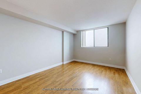Photo 12 at 1107 - 7601 Bathurst Street, Yorkhill, Vaughan