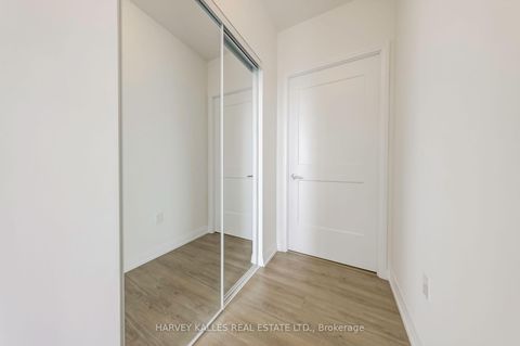 Photo 4 at LPH09 - 25 Holly Street, Mount Pleasant West, Toronto