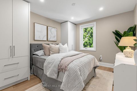 Photo 22 at 35 Park Hill Road, Forest Hill North, Toronto