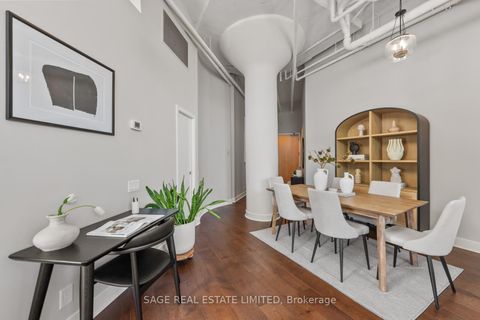 Photo 11 at 123 - 1001 Roselawn Avenue, Belgravia, Toronto