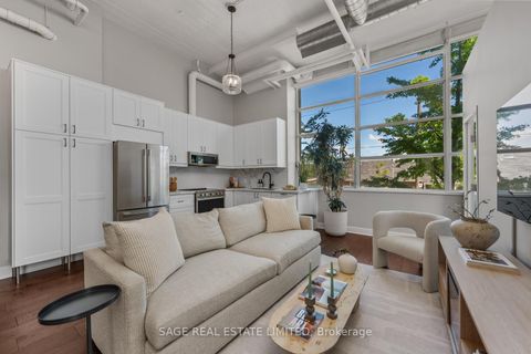 Photo 14 at 123 - 1001 Roselawn Avenue, Belgravia, Toronto