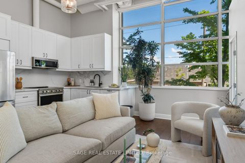 Photo 15 at 123 - 1001 Roselawn Avenue, Belgravia, Toronto