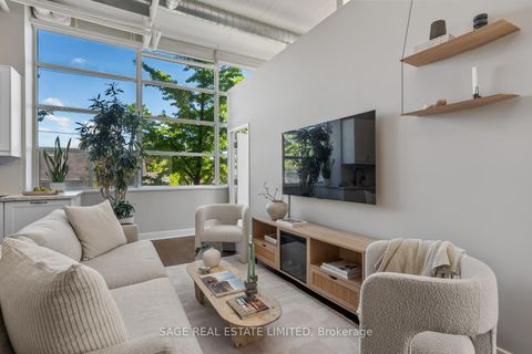 Photo 16 at 123 - 1001 Roselawn Avenue, Belgravia, Toronto
