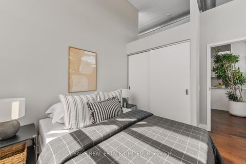 Photo 30 at 123 - 1001 Roselawn Avenue, Belgravia, Toronto
