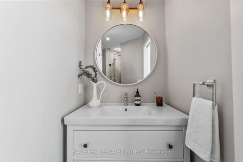 Photo 39 at 123 - 1001 Roselawn Avenue, Belgravia, Toronto