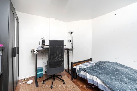 Photo 26 at 64 Pelmo Crescent, Pelmo Park W4, Toronto
