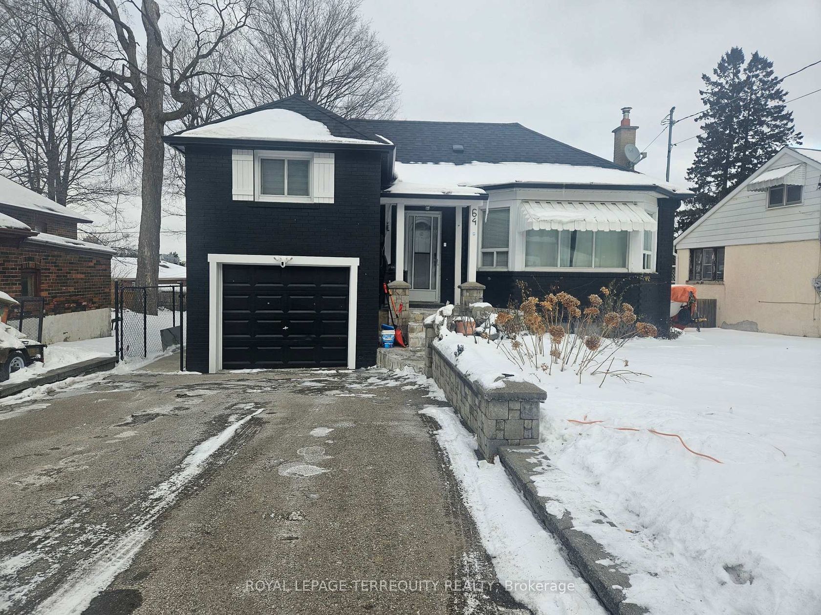 64 Pelmo Crescent, Pelmo Park W4, Toronto 