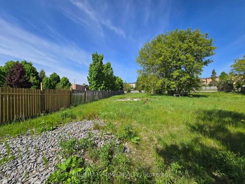 Photo 4 at 455 The Queensway South, Keswick South, Georgina