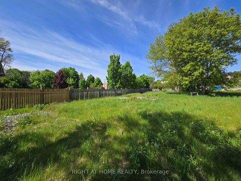 Photo 5 at 455 The Queensway South, Keswick South, Georgina