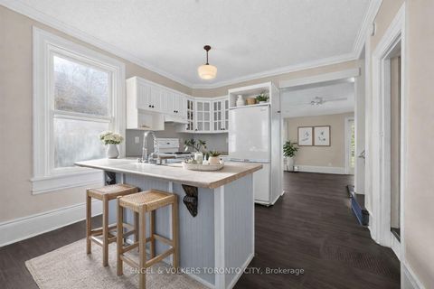 Photo 7 at 52 Parkside Drive, Queen's Park, Barrie