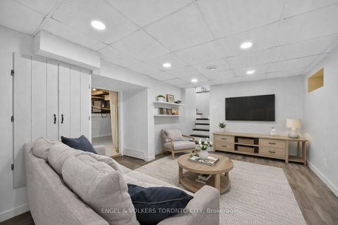 Photo 14 at 52 Parkside Drive, Queen's Park, Barrie