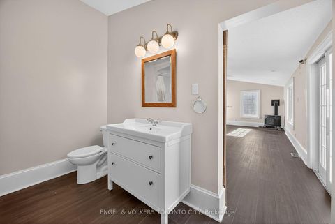 Photo 20 at 52 Parkside Drive, Queen's Park, Barrie