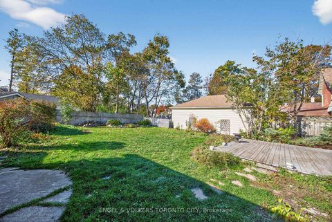 Photo 39 at 52 Parkside Drive, Queen's Park, Barrie