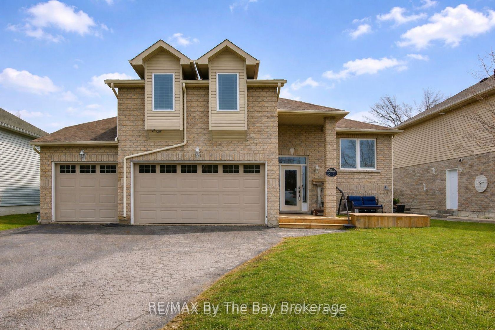 229 Atkinson Street, Stayner, Clearview photo number 2