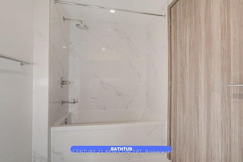 Photo 9 at 936 - 1 Concord Cityplace Way, Waterfront Communities C1, Toronto