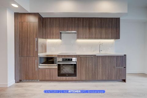 Photo 12 at 936 - 1 Concord Cityplace Way, Waterfront Communities C1, Toronto
